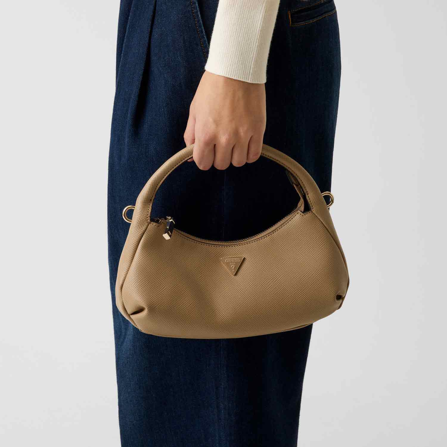 GUESS Handtasche Gilda Mini Hobo beige Abbildung 5