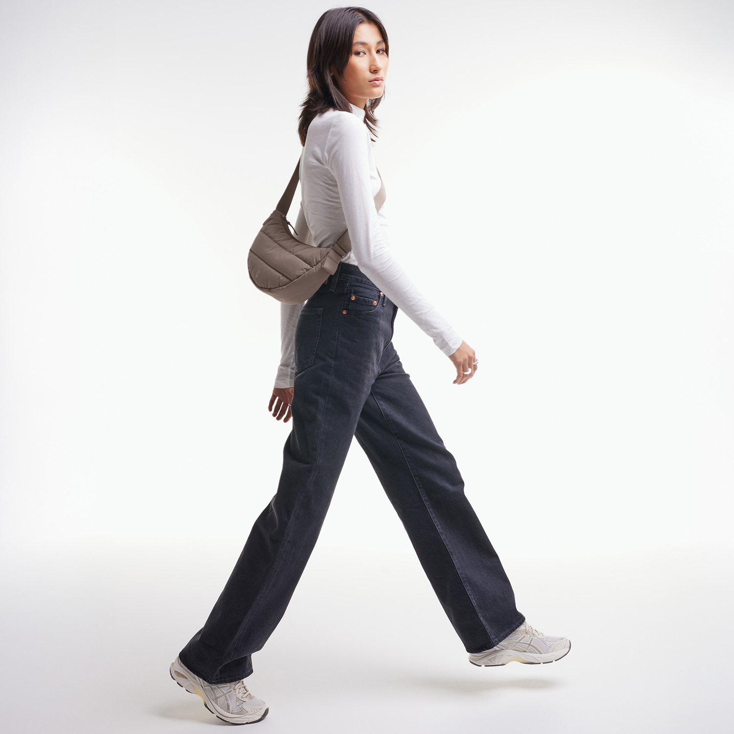 Got Bag Umhängetasche Puffer Moon Bag Small monochrome oyster Abbildung 5